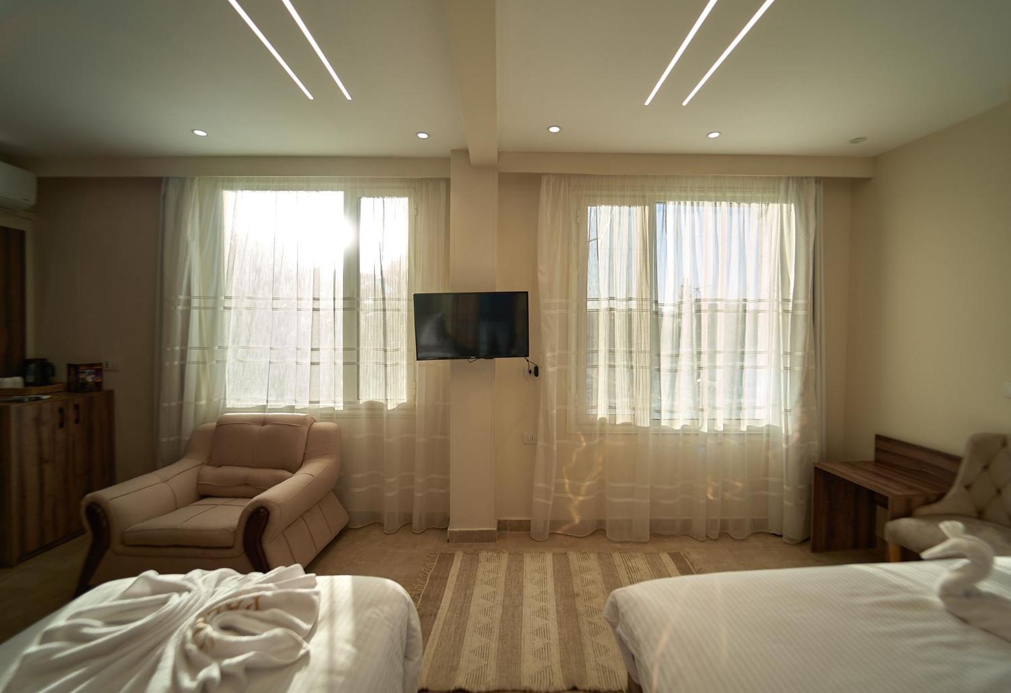 The Palace Pyramids Inn Nazlet el-Sîsi 외부 사진